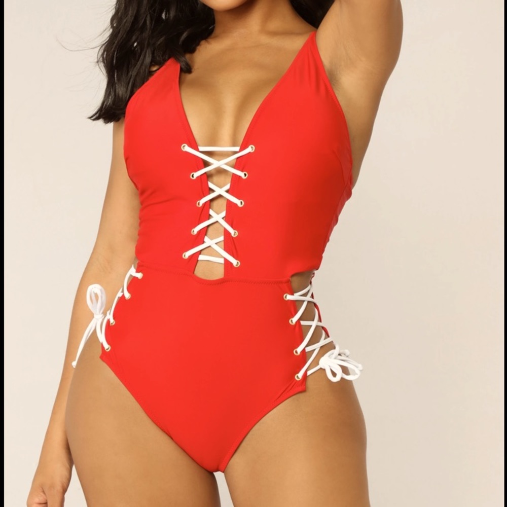 Fashion Nova Taurus Swimsuit - Red Medium